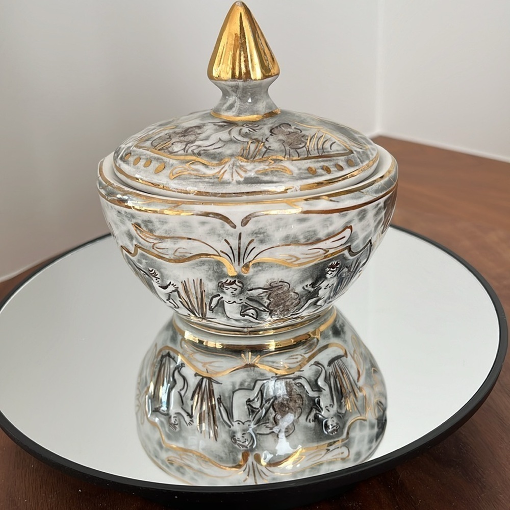 VINTAGE Pereiras Valado Porcelain Covered Oval Dish Cherubs Gold Trim Portugal